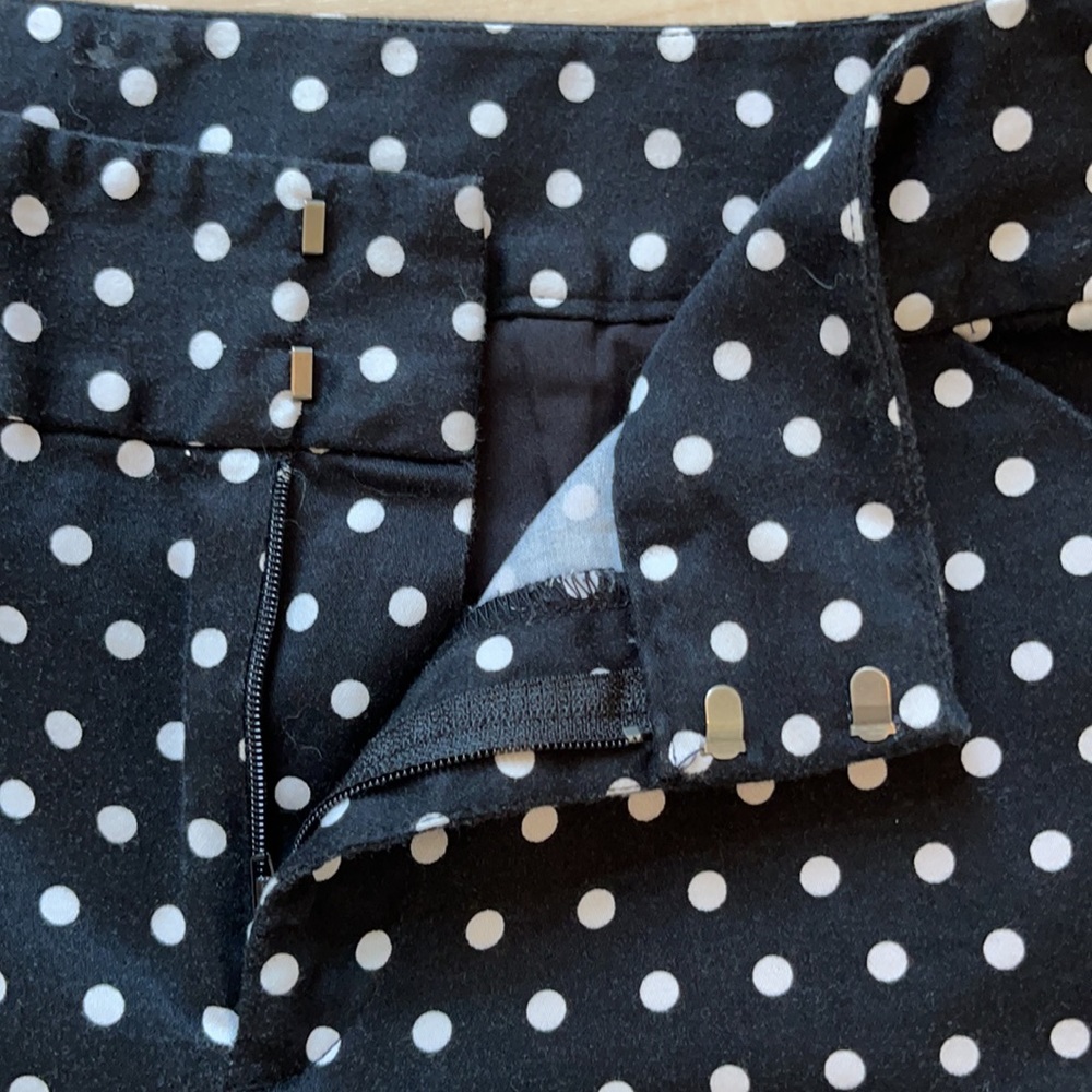 Inc black polka dot shorts, Size 6 - Picture 4 of 4